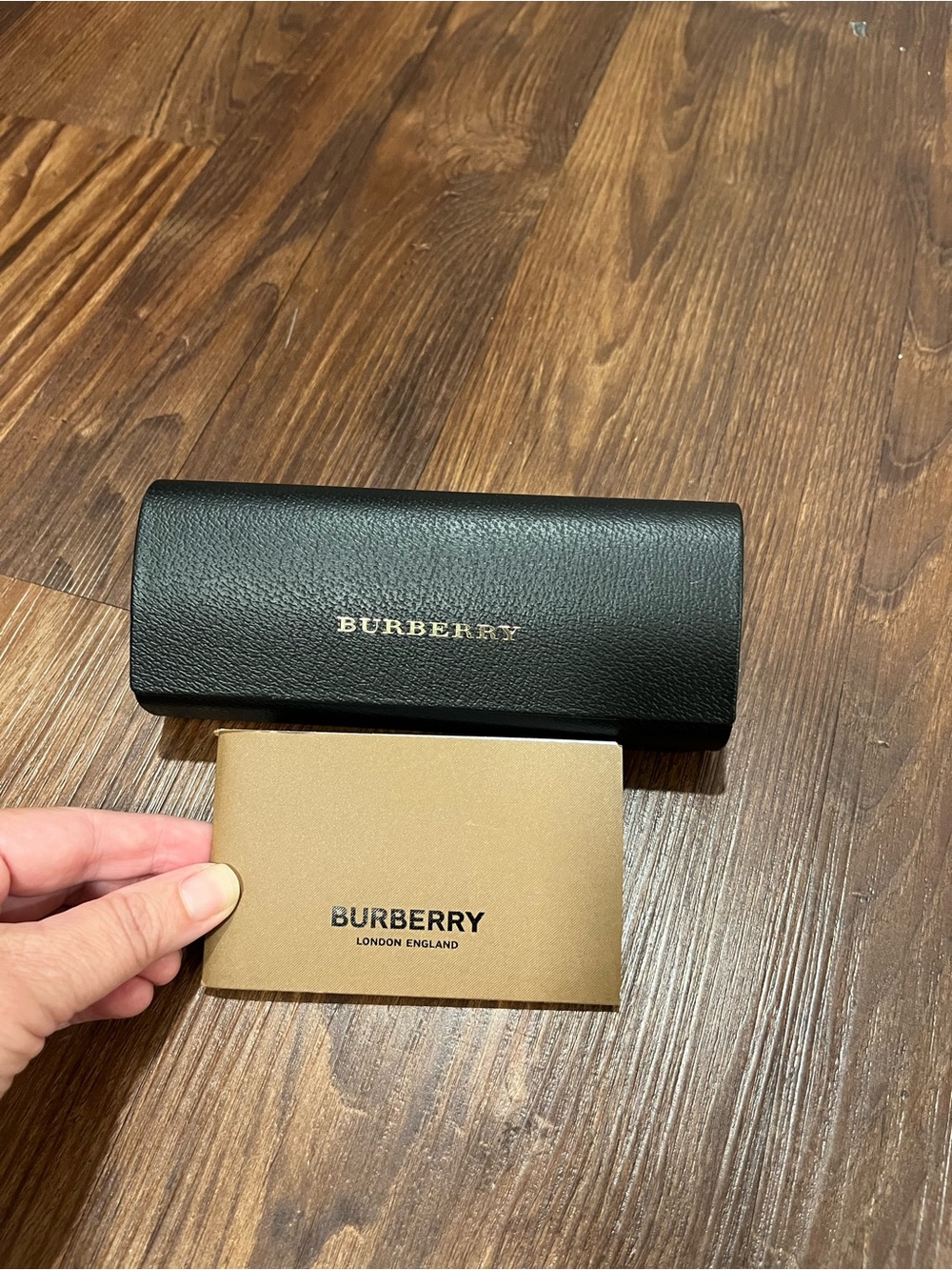 BURBERRY Black Leather Eye /Sunglasses Hard Shell Magnetic Case and Booklet.